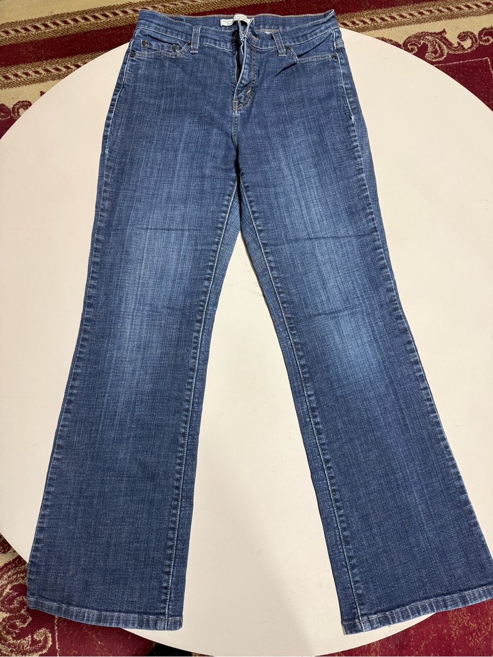 Levi's Women's Blue Flare Jeans - Classic Wash